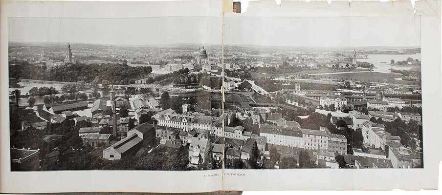 [Берлинский альбом. Шарлоттенбург и Потсдам. 5 больших панорам, в том числе одна цветная, ...]. Berlin, [1905–1910].